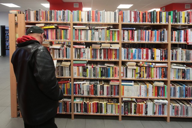 Miejska Biblioteka Publiczna nie ma żadnego własnego obiektu. Większość obiektów jest wynajmowana