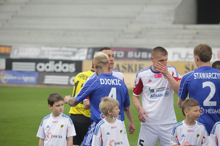 Zagadka krzesełek na stadionie Górnika Zabrze