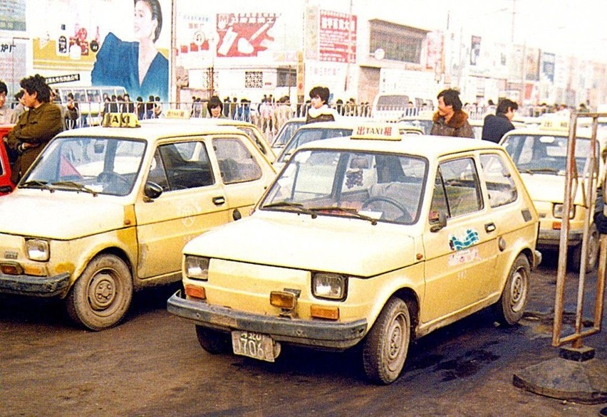 Fiaty 126p w wersji TAXI w mieście Wengzhou Fot: Fiat