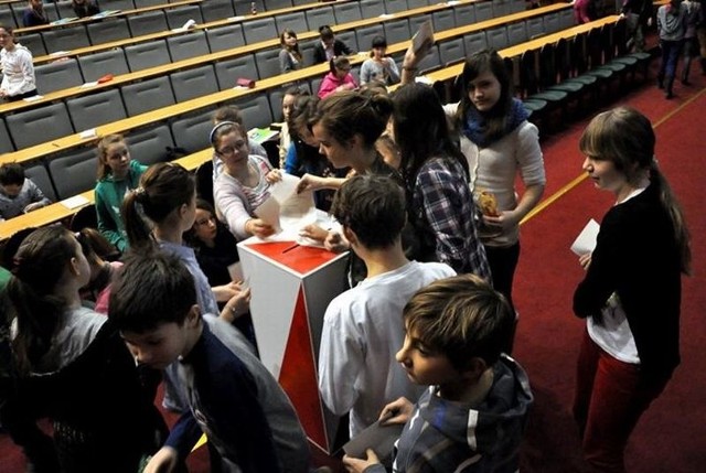W zajęciach w Collegium Polonicum wzięło udział 138 uczniów z terenu powiatu słubickiego.