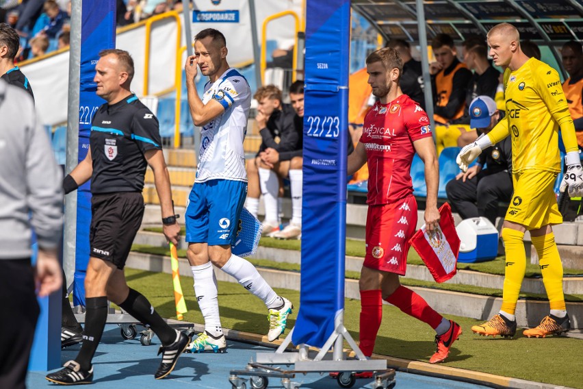 PKO Ekstraklasa. Kolejna wysoka porażka PGE Stali Mielec. Widzew znokautował w końcówce biało-niebieskich [RELACJA, ZDJĘCIA, WIDEO]