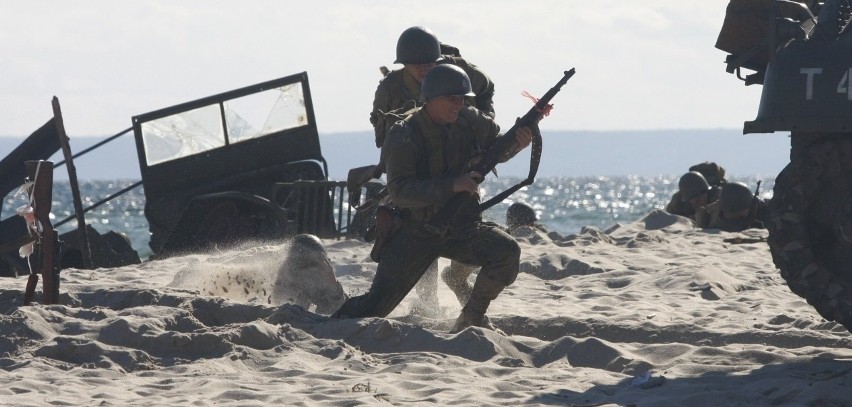 D Day Hel 2013 - rekonstrukcja bitwy na plaży [ZDJĘCIA]