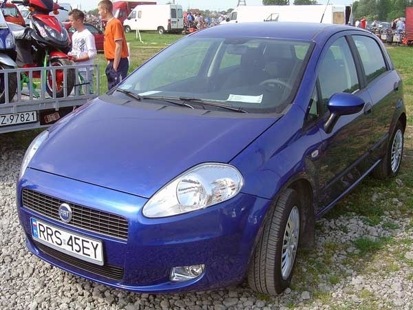 Fiat Grande PuntoSilnik 1,6 benzyna. Rok produkcji 2006. Cena 35500 zl.