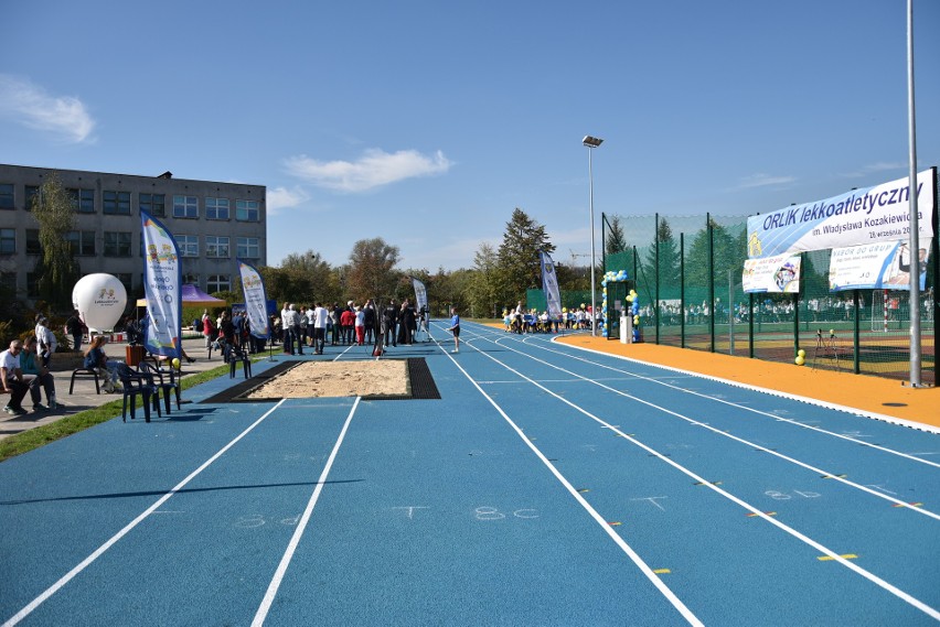 Otwarcie orlika lekkoatletycznego przy Szkole Podstawowej nr...