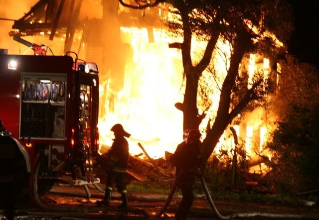 Pożar w miejscowości Kapłań wybuchł około godziny 22