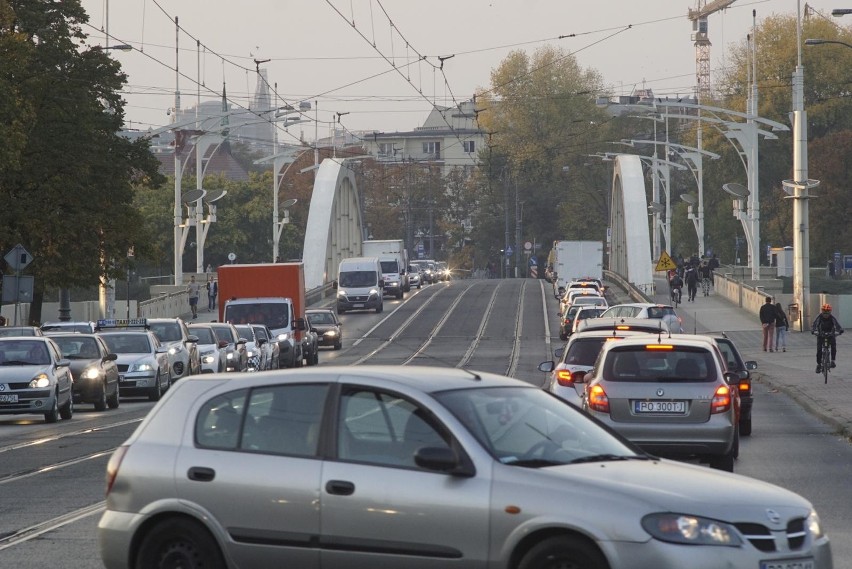 Już od rana kierowcy w Poznaniu muszą się liczyć ze sporymi...