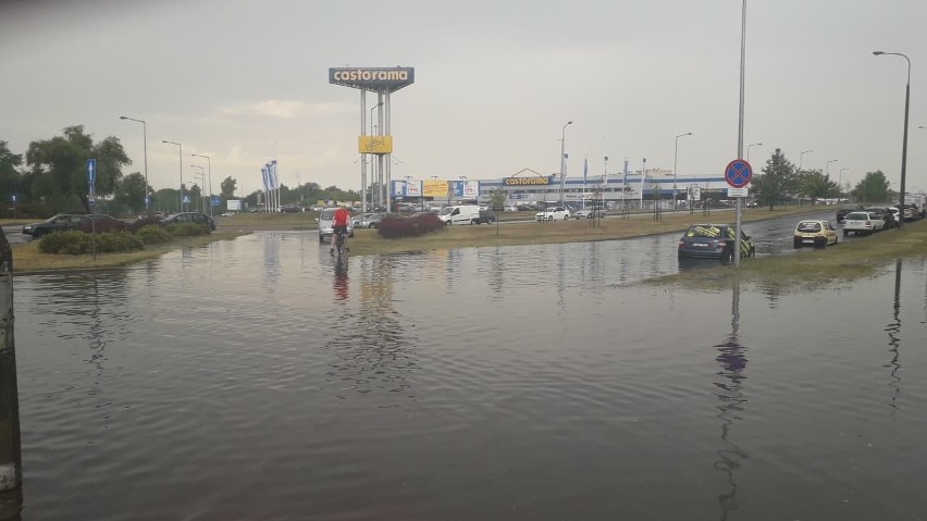 Do istnego oberwania chmury doszło we wtorek, 18 sierpnia w...