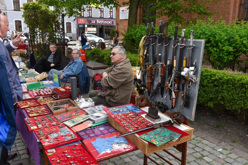 Pchli targ na Rynku Nowomiejskim organizował w ostatnich...