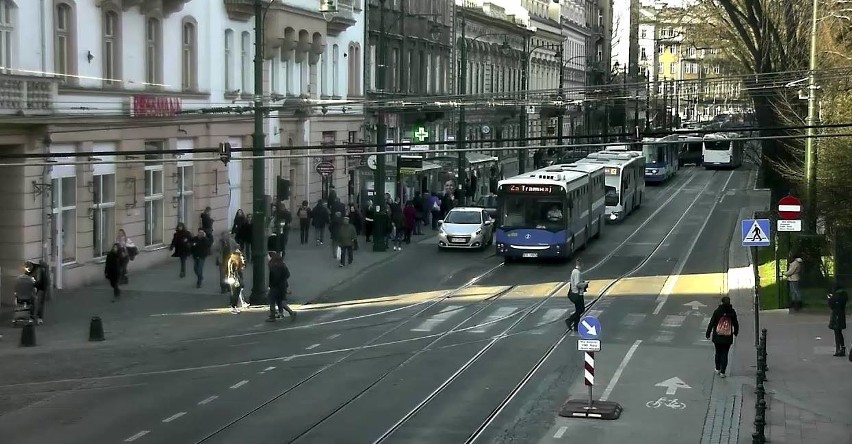 Wybrzuszona szyna blokowała ruch tramwajowy