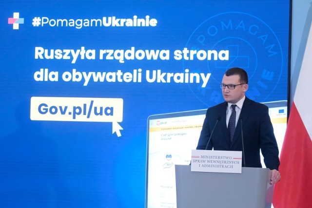 Paweł Szefernaker na konferencji prasowej poinformował, jak wygląda obecna sytuacja, dotycząca uchodźców z Ukrainy.