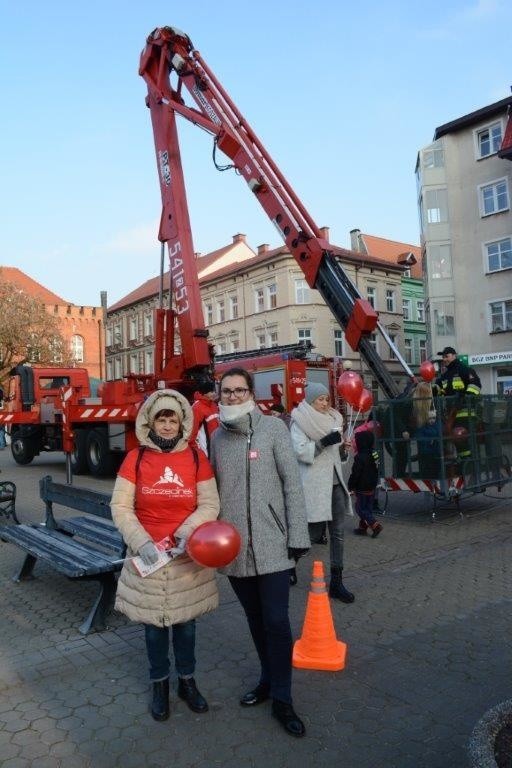 Szlachetna Paczka czyli idea mądrego niesienia pomocy [zdjęcia, wideo]