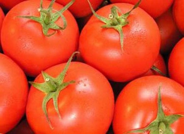Pomidory przeciwdziałają nowotworom i zapobiegają miażdżycy.