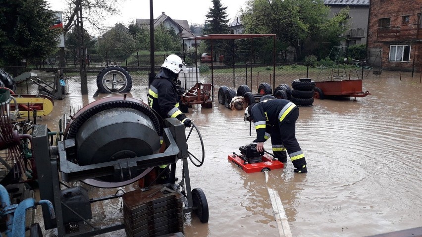 Bochnia. Oberwanie chmury. Podtopione domy! ZDJĘCIA, WIDEO