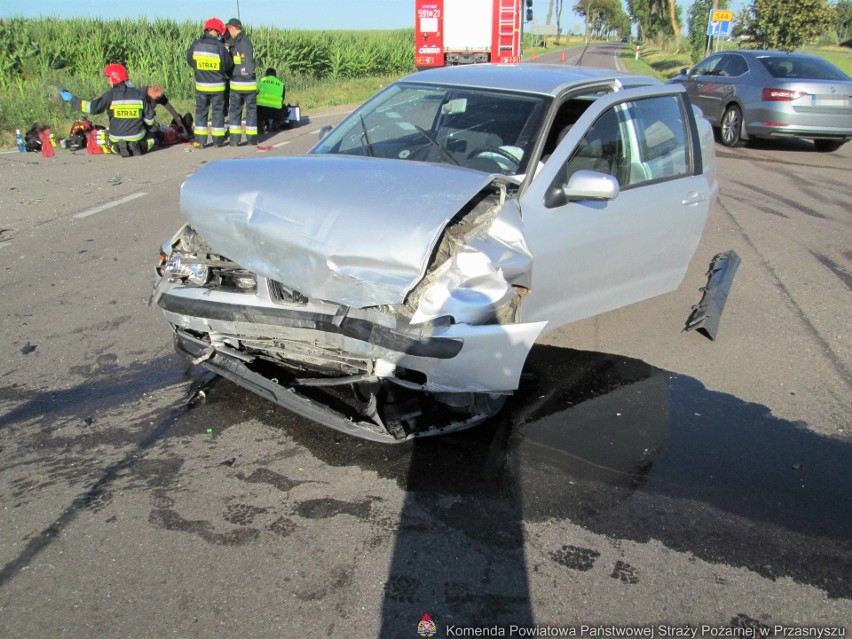 Zawadki: wypadek seata i BMW. Trzy osoby w szpitalu [ZDJĘCIA]