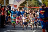 Białystok Biega 2023. Moltani Kids Run - bieg dzieci rozpoczął weekendowe zmagania w mieście. Zobacz, jak ścigali się najmłodsi uczestnicy 