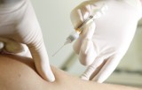 Pomorze: W aptekach brakuje testów na grypę. Tylko niespełna 6 procent Polaków szczepi się przeciwko tej chorobie!