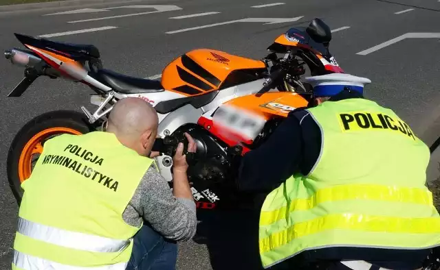 Okoliczności śmiertelnego wypadek motocyklisty w alei Jana Pawła II w Częstochowie bada policja