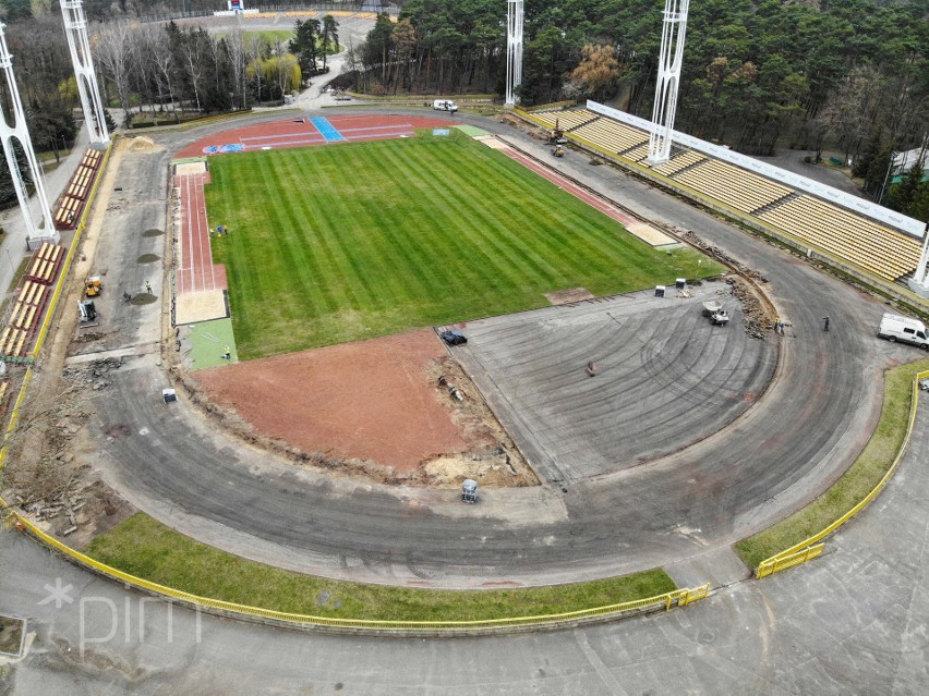 Obecnie na stadionie głównym położonym przy ulicy...