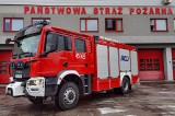 Nowy wóz bojowy dla straży pożarnej w Ostrowcu. Miał głośny wjazd (WIDEO, ZDJĘCIA)