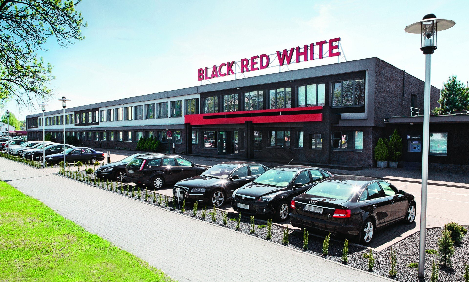 Black Red White inwestuje pod Lubartowem i poszukuje pracowników | Kurier  Lubelski
