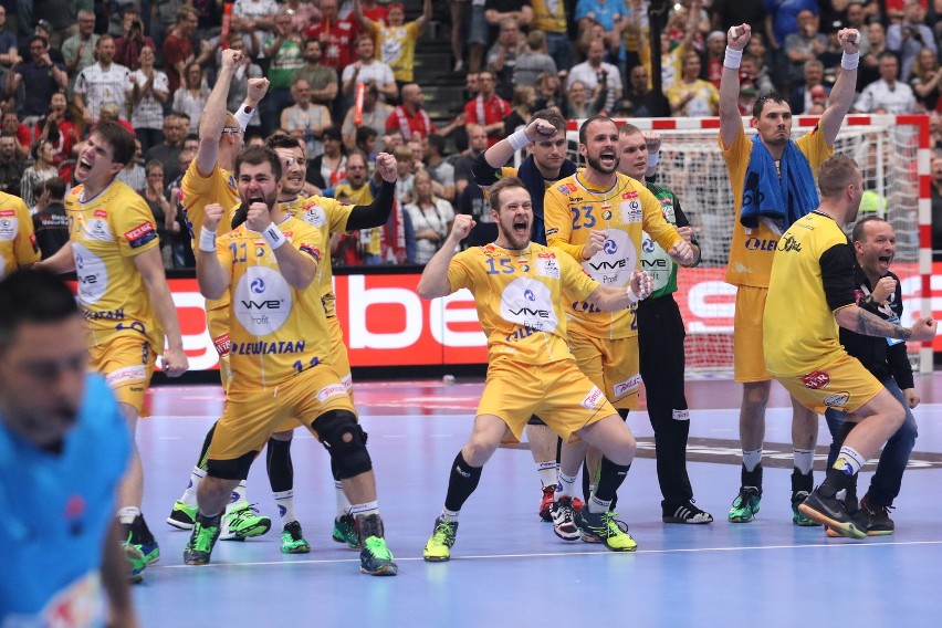 Vive Tauron Kielce po horrorze wygrał z Veszprem i zwyciężył w Lidze Mistrzów