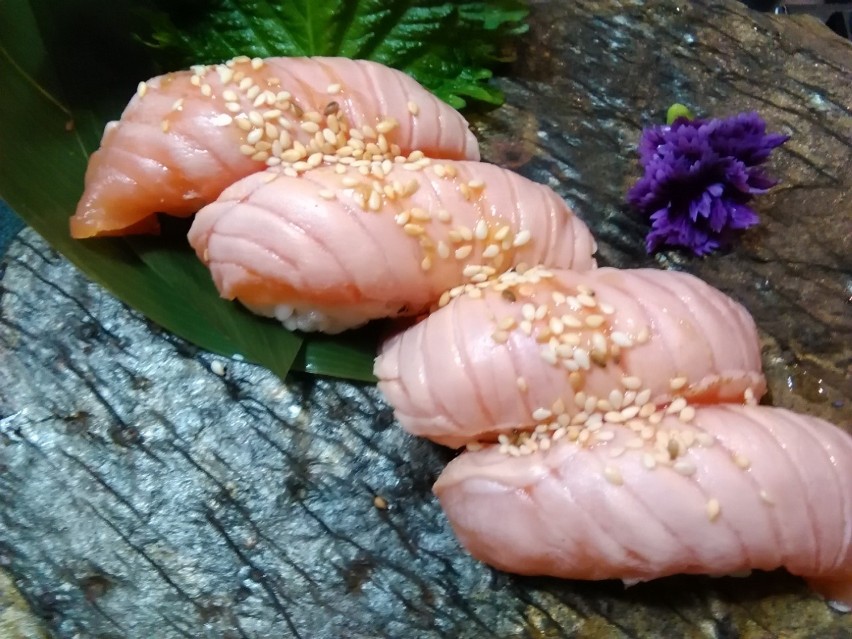 Gault&Millau 2018: Żółta czapka dla pierwszej restauracji sushi w Wielkopolsce [ZDJĘCIA]