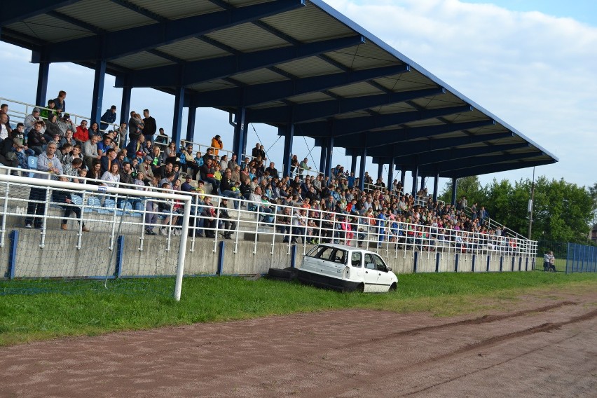 Kaskaderzy z grupy Street Owners zafundowali widzom w...