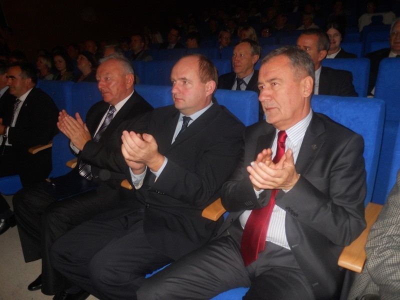 Od prawej: Jan Wyrowiński, wicemarszałek Senatu RP, Piotr...