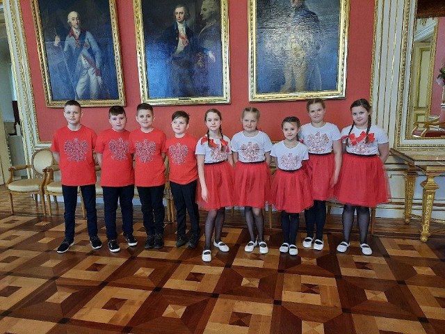 Uczniowie ze szkoły w Odechowie mieli zaszczyt wystąpić na Zamku Królewskim w Warszawie.