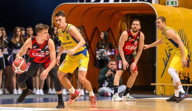 Suzuki Arka Gdynia - Grupa Sierleccy Czarni Słupsk 68:88