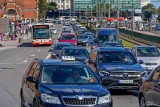 Polaków nie stać na posiadanie samochodu? Zaskakujące wyniki badania