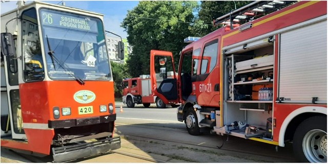 Wypadek z udziałem tramwaju w Sosnowcu. Jedna osoba została ranna