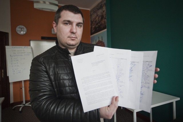 Jewgieni Voronov z petycją, podpisaną już przez ponad 200 cudzoziemców. Proszą wojewodę o dogłębne zbadanie sprawy