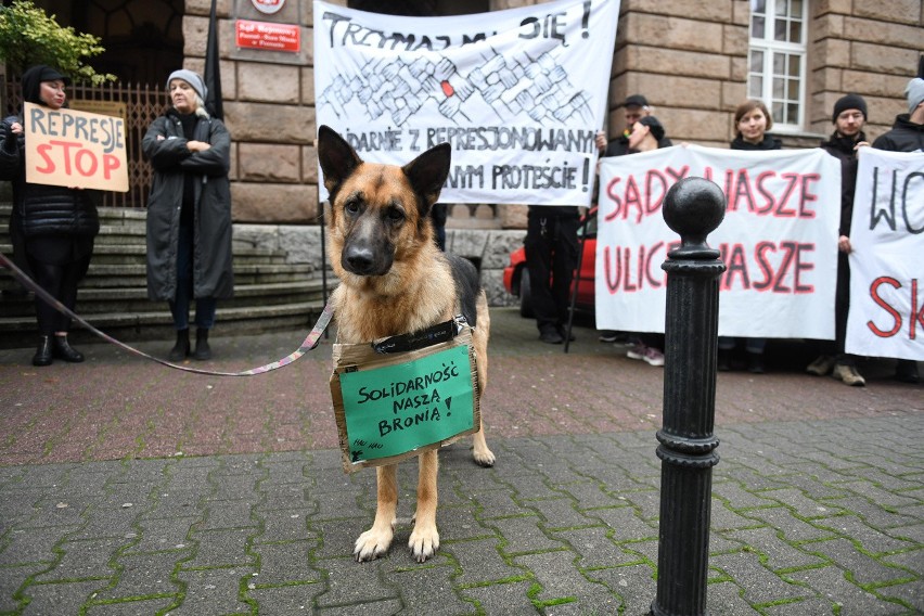 W poniedziałek, 4 listopada odbył się protest przed Sądem...