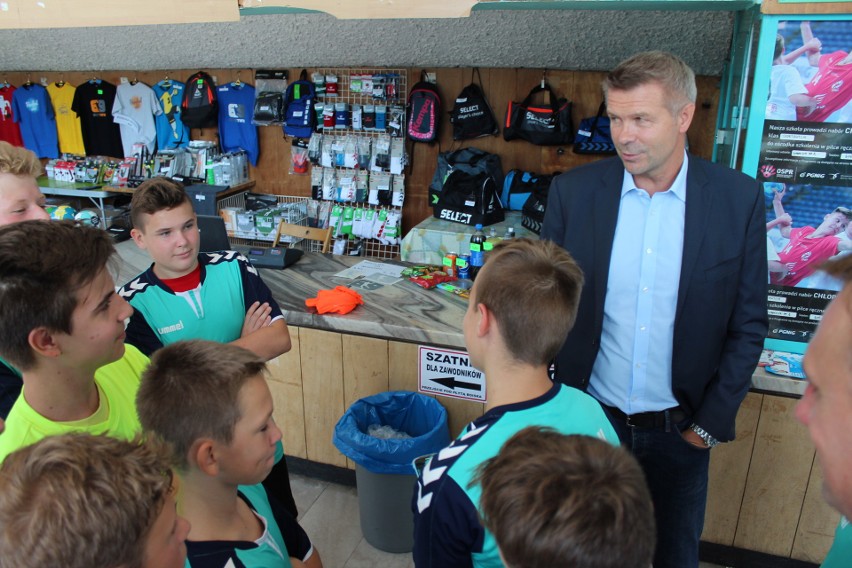 Bogdan Wenta spotkał się z młodymi piłkarzami ręcznymi [ZDJĘCIA, WIDEO]