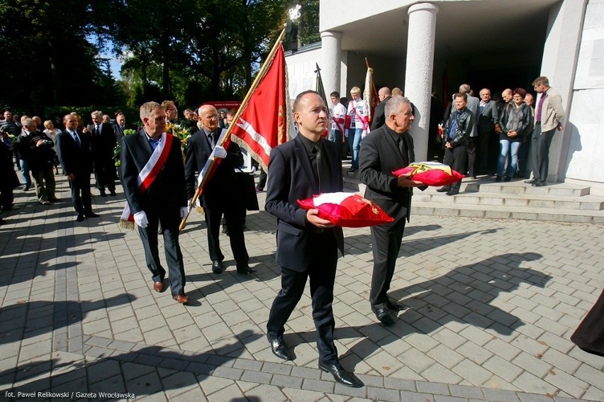 Pogrzeb Stanisława Szozdy - ostatni medal legendy kolarstwa [ZDJĘCIA]