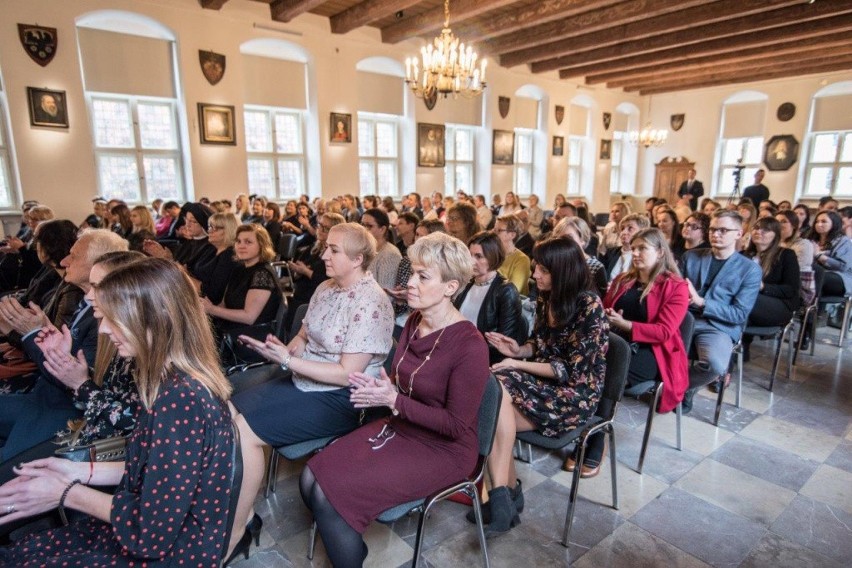 Pracownicy socjalni obchodzą swoje święto. Z tej okazji 20...