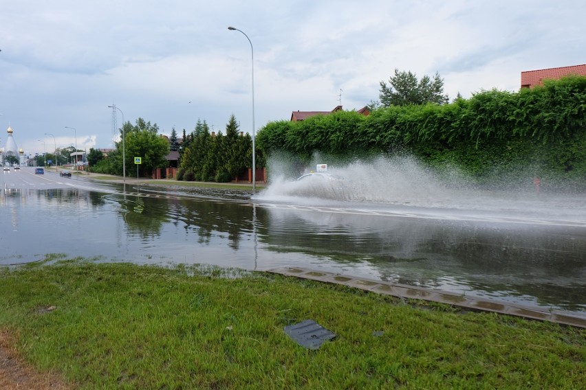 10.07.2020 burza przeszła przez Białystok - ul. Sławińskiego