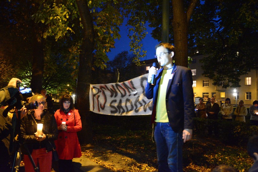 Suweren mówi NIE - protest przed sądem w Opolu