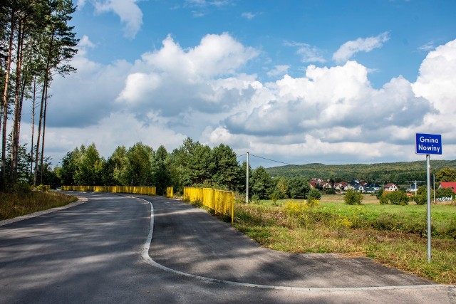 Ile mieszkańców ma gmina Nowiny? Ile urodziło się dzieci, ile było małżeństw, a ilu mamy stulatków?Na kolejnych slajdach sprawdź poszczególne dane demograficzne gminy Nowiny w 2022 roku >>>