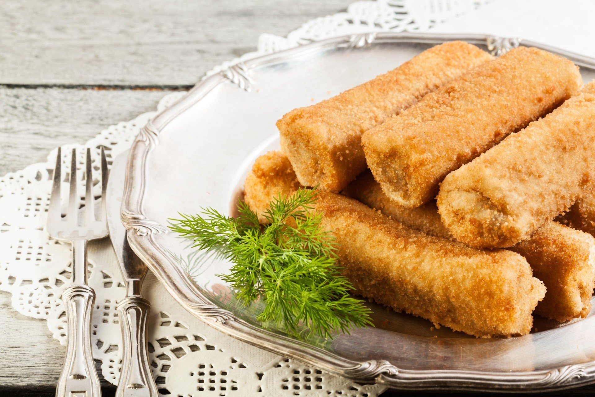 Ciasto naleśnikowe na krokiety, które nie pęka | Strona Kuchni