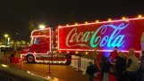 Świąteczna ciężarówka Coca-Coli odwiedzi Śląsk. Kultowe auto pojawi się w Rybniku. Miasto jest jednym z dziesięciu, które odwiedzi pojazd
