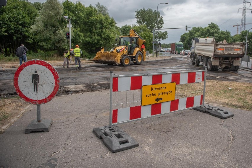 Budowa przystanków wiedeńskich na ul. Dąbrowskiego - koniec...