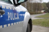Pijany kierowca uderzył w drzewo w gminie Gnojno pod Buskiem. Trafił do szpitala