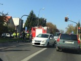 Zderzenie dwóch samochodów na skrzyżowaniu al. Warszawskiej i Czeremchowej