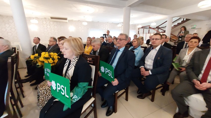 Powiatowa konwencja Trzeciej Drogi w Opatowie, gościem szef PSL Władysław Kosiniak-Kamysz. Zaprezentowano kandydatów do rady powiatu