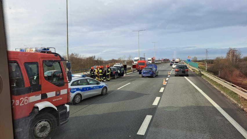 Wypadek na autostradzie A4 pod Krakowem. Wystepują utrudnienia w ruchu