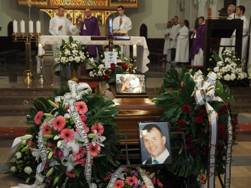 W piątek w Koszalinie pochowano znanego i utytułowanego sportowca, Józefa Warchoła [wideo, zdjęcia]