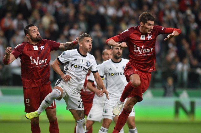 21.10.2018 warszawamecz ekstraklasy pomiedzy legia warszawa a wisla krakowrozegrany na stadionie legiinzfot bartek syta