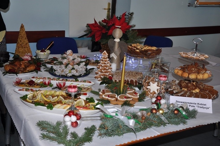 Pomorski Stół Bożonarodzeniowy w Starym Polu [ZDJĘCIA]. Świąteczne klimaty w PODR